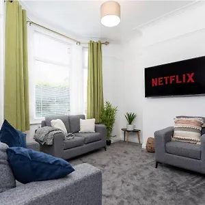 Holiday home 5 Double Bedrooms With Ensuites - Teesside House Tsac, Redcar